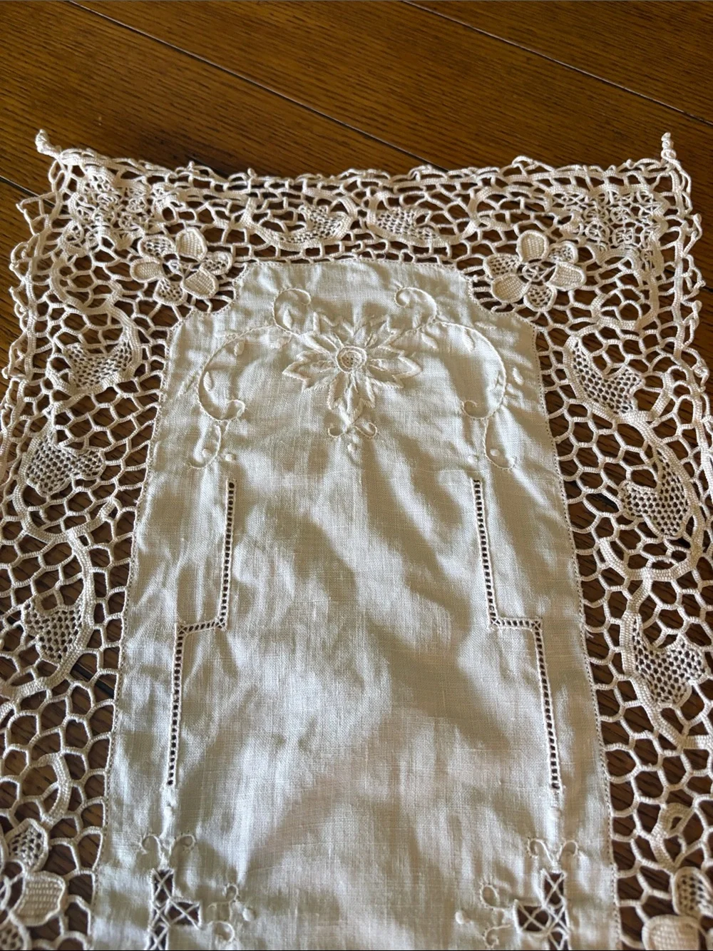 Vintage Cream Embroidered Table Linen